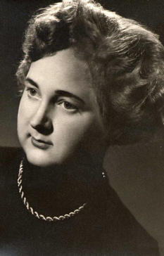 Armi Kuuselan lookalike?